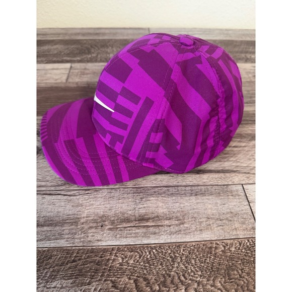 Nike Dri-FIT Classic99 Masters Edition Purple Geometric Golf Hat 23" - Picture 2 of 6